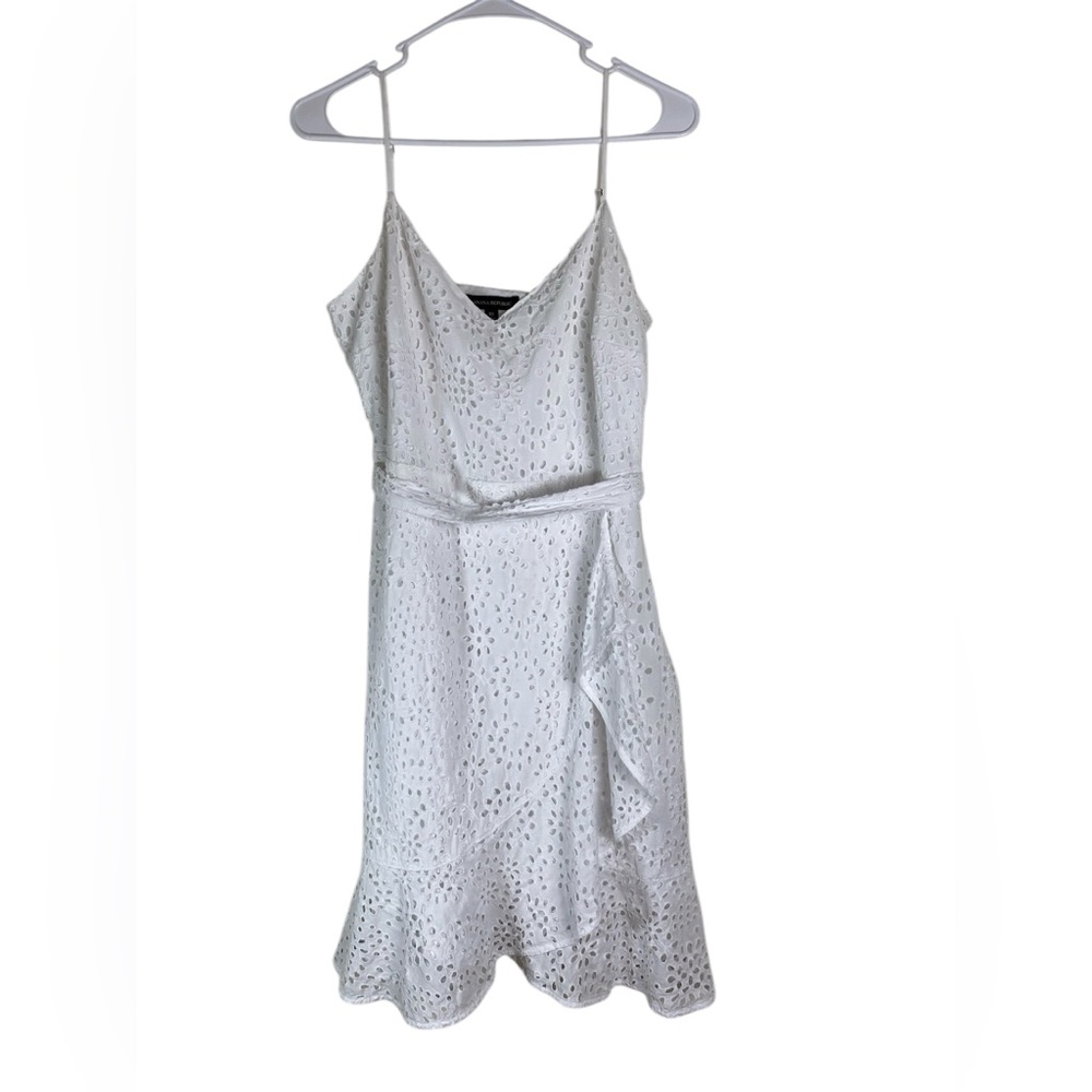 Banana Republic Dress Size 10 White Eyelet Ruffle Sleeveless Lined Knee Length